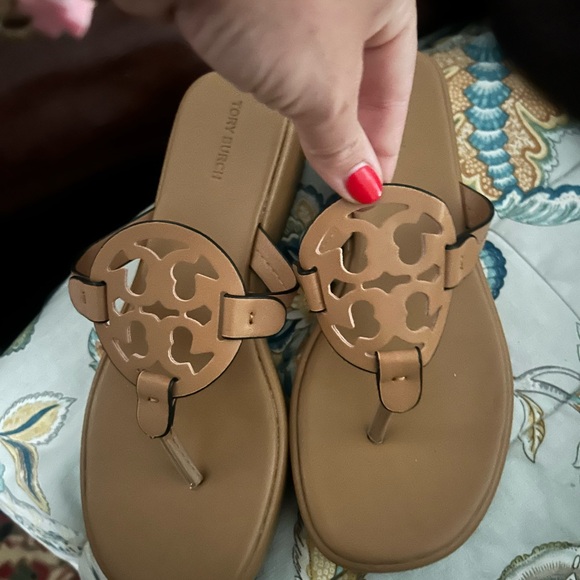 Tory Burch Tan Leather Sandals with Medallion Design wedges - Picture 3 of 3